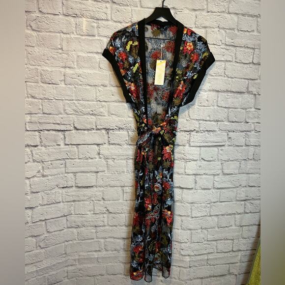 Beautiful Heavy embroidered long kimono / Beach coverup / Topper Jacket New - Picture 2 of 9